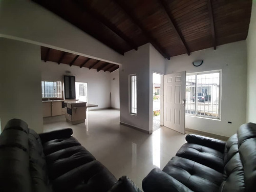 Imagen 7 de 15 de Casa En Venta En La Pradera, Tipuro