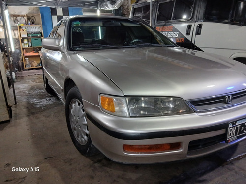 Honda Accord 2.2 Ex At