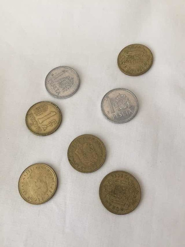 Lote De 7 Monedas De Una Peseta Española Años 1985 Y 1966 (Usado)