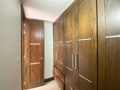 Apartamento En Venta En Castropol. Cod V776182