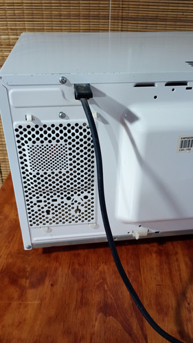 Horno Microondas Digital Philco Mpg8226 - 26l. (Usado)