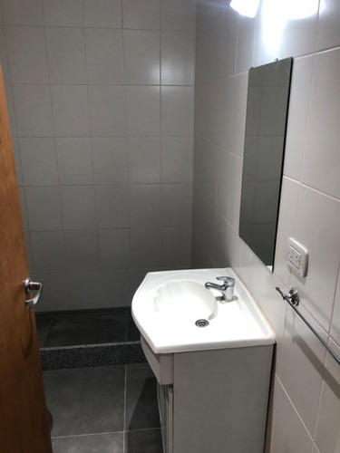 Imagen 10 de 17 de Departamento En Venta En Berazategui