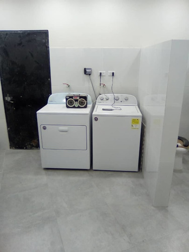 Imagen 3 de 5 de Instalación De Cerámica Y Porcelanato