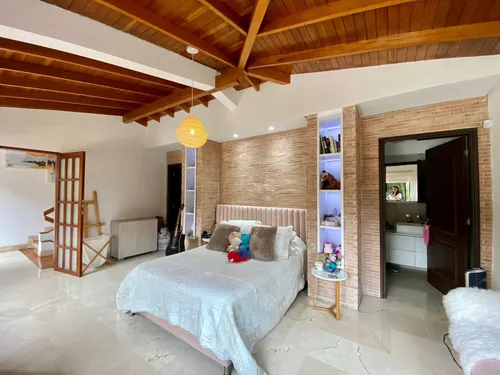 Casa En Venta En Los Balsos. Cod V12192