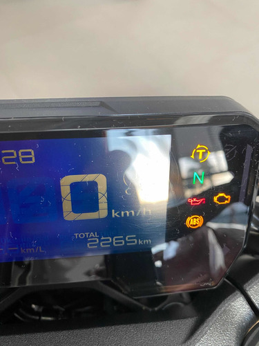 Honda Cb 650 R Abs Un Dono 2265 Km Estudo Troca