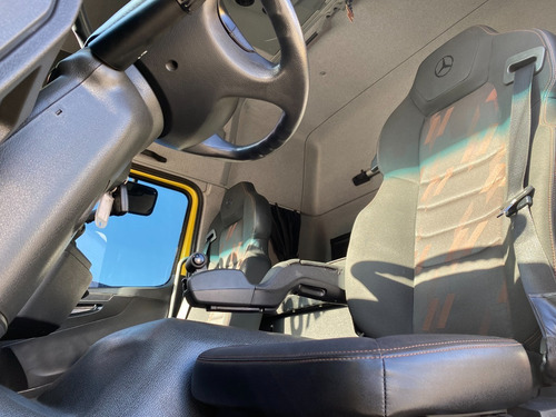 Imagem 8 de 19 de Mb Atego 2430, Truck 6x2, 2019. Sider 10 Metros.único Dono