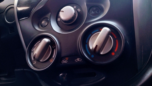 Imagen 13 de 15 de Nissan March 2015 1.6 Advance At