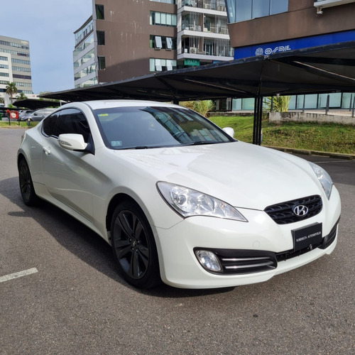 Hyundai Genesis 2.0 Coupe T 210cv Mt