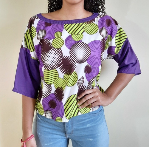 Imagem 1 de 4 de Blusa Cropped Feminina Tecido Luz