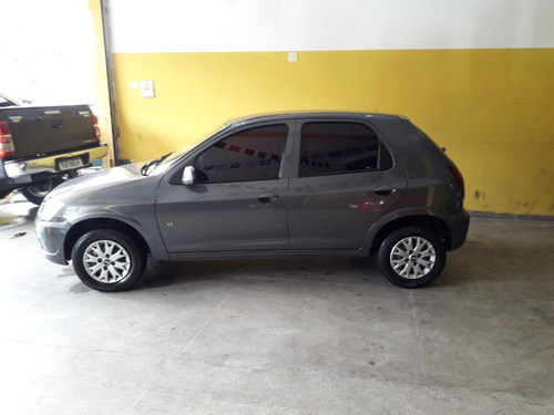 Imagem 2 de 7 de Chevrolet Celta 1.0 Lt Completo