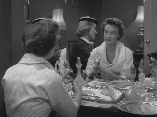 Imagen 10 de 10 de Alfred Hitchcock Presenta (temporada 1) Español Neutro