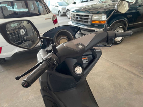 Imagen 10 de 12 de Yamaha N Max 155 2021