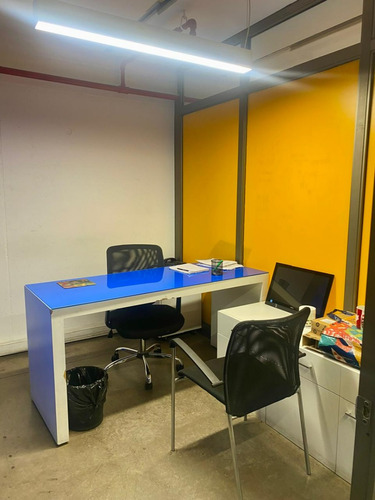 Oficina Av. Valle Norte 961, Ciudad Empresarial, Huechuraba