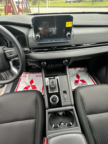 Mitsubishi All New Outlander 4x2 2.5l At.