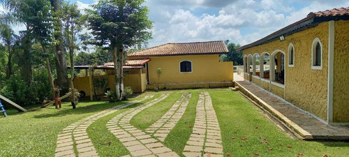 Imagem 3 de 14 de Maravilhoso Sítio Em Meio A Natureza De Mogi Das Cruzes!!!