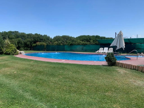 Vendo Excelente Casa 285 M2 En Condominio Consolidado