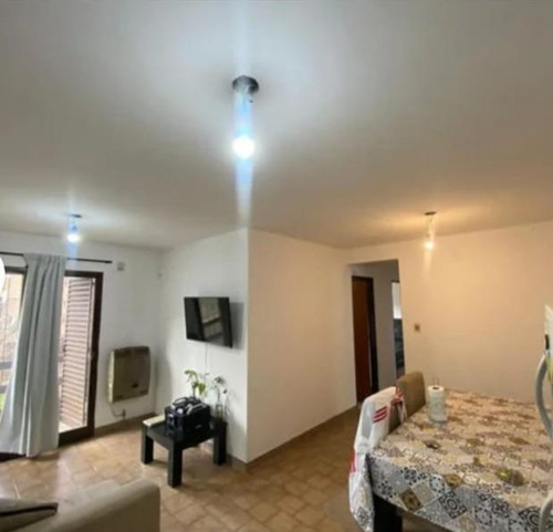 Departamento En Venta - 2 Dormitorios 1 Baño - 54mts2 - Tolosa, La Plata