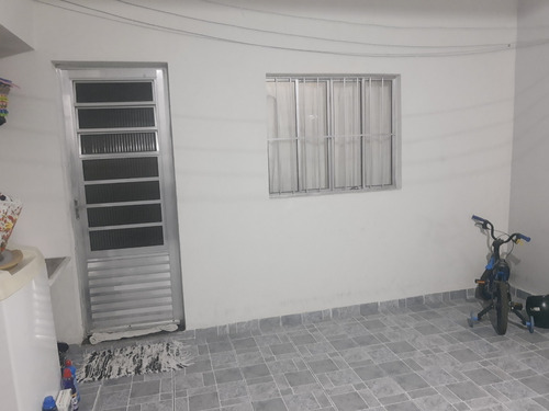 Imagem 2 de 27 de Vendo Sobrado 2 Quartos/suite Na Cohab Adventista (vi685)