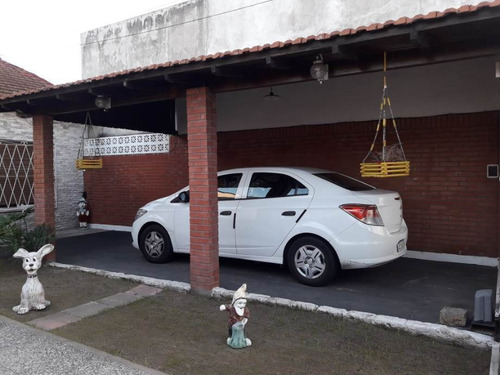 Imagen 2 de 14 de Casa En Venta Cond En Lanus Oeste