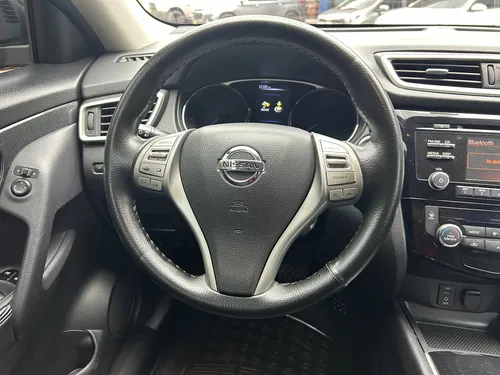 Nissan X-trail 2.5 Advance 4x2 At