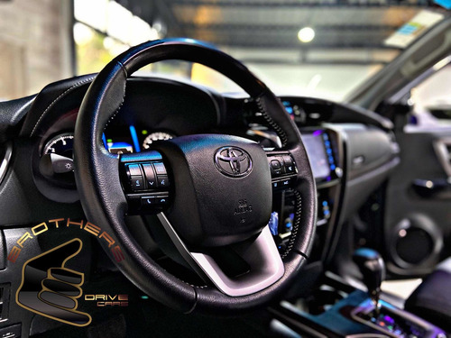 Imagen 9 de 15 de Toyota Sw4 2021 2.8 Srx 177cv 4x4 7as At