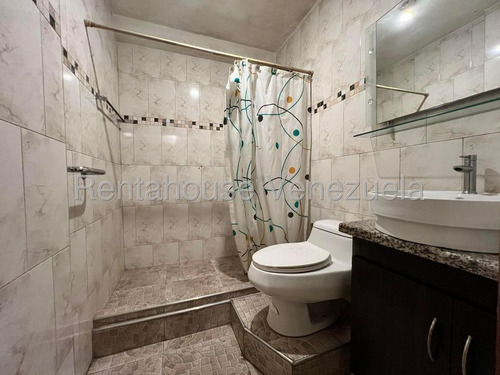 Apartamento En Venta En La Victoria, Aragua, Piso Bajo. Ljsa 25-16384