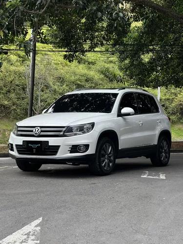 Volkswagen Tiguan 2.0 Sport