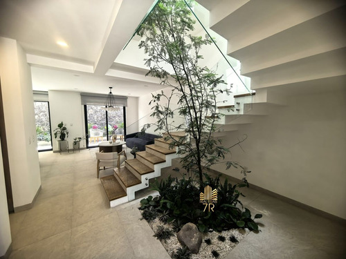 Casa En Venta Con Vista Panorámica En Zibata!