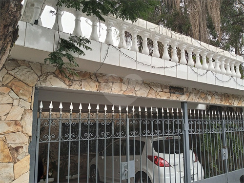 Imagem 9 de 30 de Vende-se Casa/sobrado, Jardim Umuarama, 3 Dormitórios 1 Suíte, Possui Subsolo Independente Com Salão - Reo459353