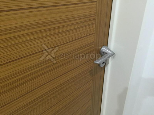 Av Hipolito Yrigoyen 9100 - Lomas De Zamora - Lomas De Zamora