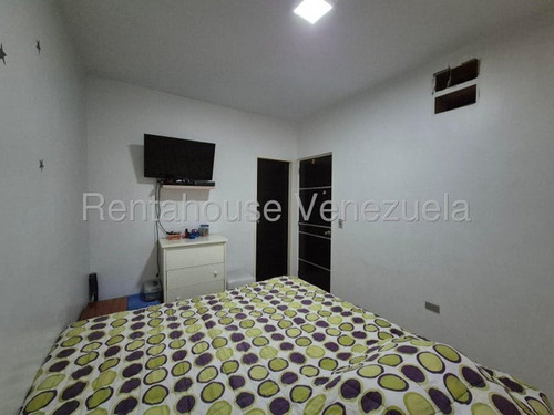 Marianny Gonzalez, Vende Townhouse En Urb Privado La Mata Cabudare