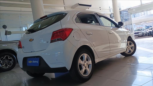 Chevrolet Onix 1.4 MPFI LT 8V FLEX 4P MANUAL