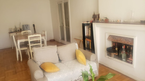 Imagen 2 de 17 de Linda Y Amplia Casa En Ñuñoa