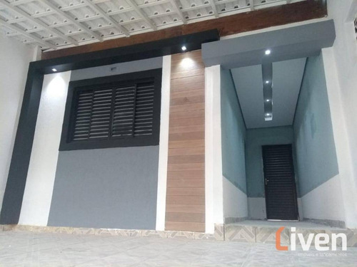 Sobrado Com Excelente Localização E 30 M² De Área Gourmet!! - So0834