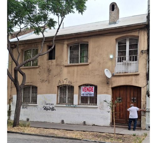 Casa 2 Pisos, 264 /211 M2. D-10 B-5
