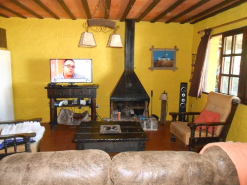 Imagen 2 de 14 de Hermosa Casa Estilo Rustico Frente Al Arroyo