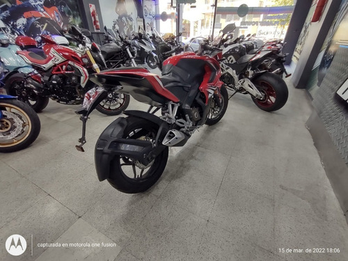 Imagen 6 de 10 de Bajaj Rouser Rs 200