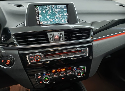 Imagem 15 de 15 de Bmw X1 2.0 Sdrive20i X-line Activeflex 2017 Teto Solar
