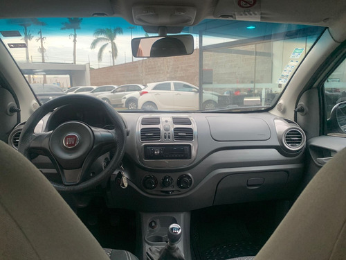 Imagem 4 de 12 de Fiat - Grand Siena Essence 1.6 16v