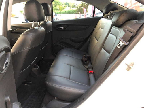 Imagem 15 de 15 de Chevrolet Prisma 1.0 Lt Manual Som Multimídia, Câmera De R