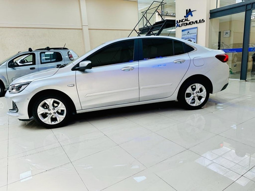 Imagen 4 de 12 de Chevrolet Onix Premier 21.000 Km Retira U$d 11990 Y Financio