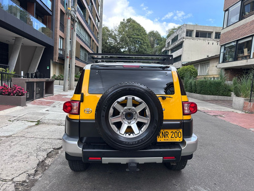 Toyota Fj Cruiser 4.0 V6 At 4x4