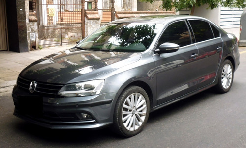Imagen 2 de 25 de Volkswagen Vento 1.4 Highline Aut