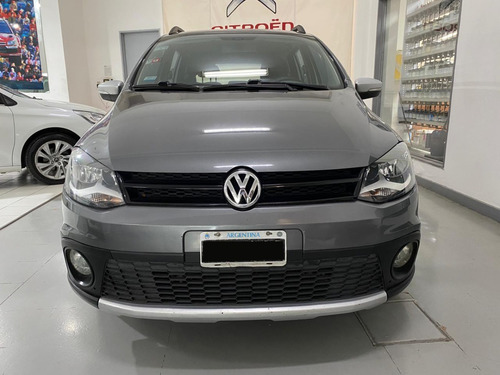 Imagen 2 de 15 de Volkswagen Suran Cross 1.6l R Door 878 Manual 2014 Usado