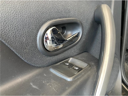 Imagem 14 de 15 de Renault Sandero 1.0 12v Sce Flex Expression Manual