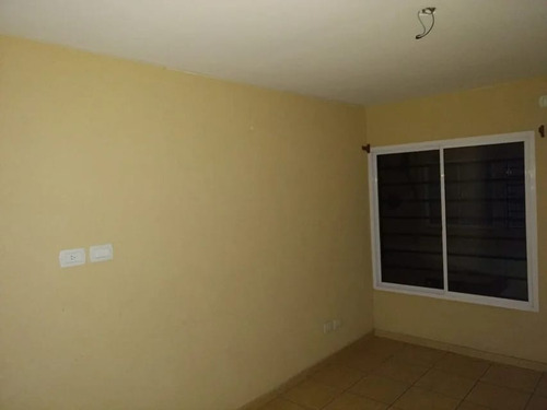 Imagen 4 de 8 de Departamento En Venta En Moron Centro