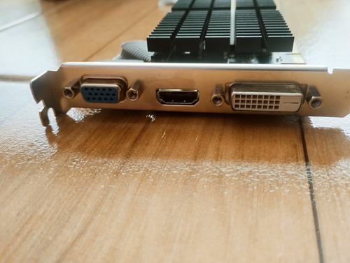 Tarjeta De Vídeo Geforce Gt-710 2gb Ddr3 64bits (Usado)