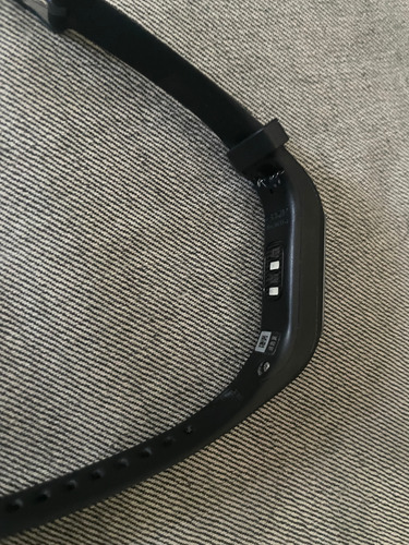 Monitor De Actividad Física Garmin Vivosmart 4 Negro Negro Negro Plateado (Usado)