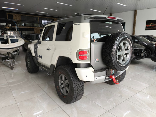 Troller T4 3.2 2p