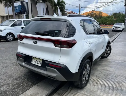 Kia Sonet 2022 Full Clean